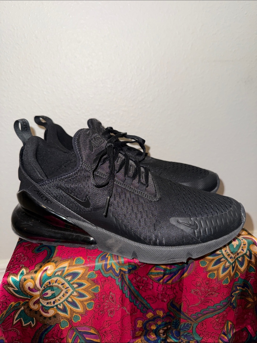 Nike AirMax 270 Black 10.5